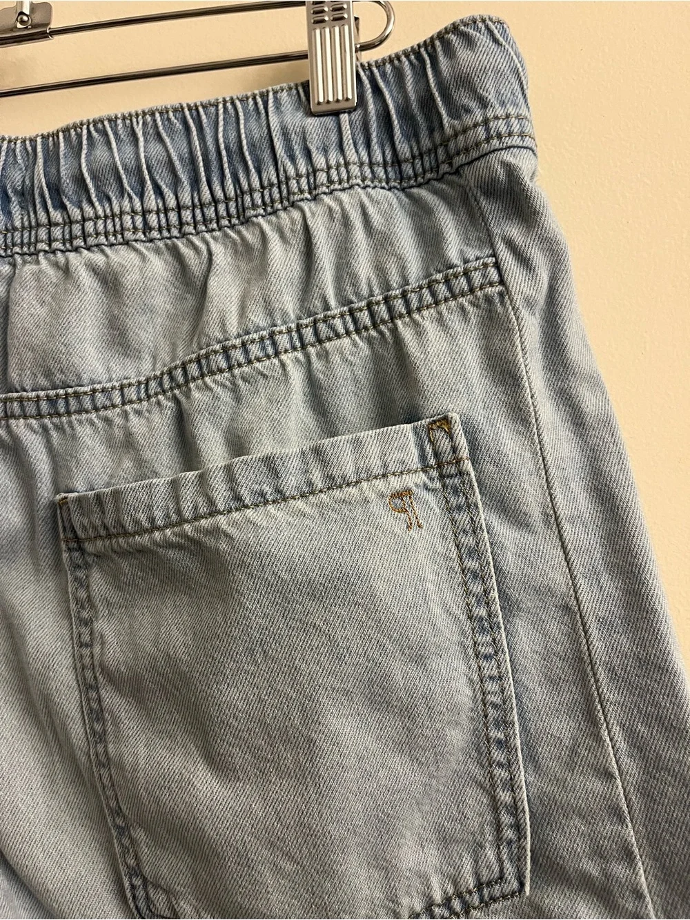 Anthropologie Pilcro Adi Pull-On Long Shorts Size Medium